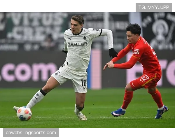 门兴格拉德巴赫vs沃尔夫斯堡因球迷投掷烟雾弹中断十分钟